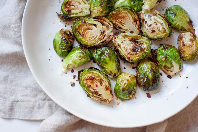 1. Air Fryer Hot Dogs, 2. Air Fryer Asparagus, 3. Air Fryer Baked Potatoes, 4. Frozen Dinner Rolls, 5. Air Fryer Zucchini Chips, 6. Air Fryer Mozzarella Sticks, 7. Air Fryer Hamburgers, 8. Air Fryer Brussels Sprouts, 9. Air Fryer Bacon, 10. Air Fryer Chicken Wings, 11. Air Fryer Tostones, 12. Air Fryer Crispy Cauliflower, 13. Air Fryer Salmon, 14. Air Fryer Hash Browns, 15. Crispy Air Fryer Chickpeas, 16. Air Fryer Crab Rangoon, 17. Air Fryer Avocado Fries, 18. Air Fryer French Fries, 19. Air Fryer Fried Chicken, 20. Air Fryer Egg Rolls