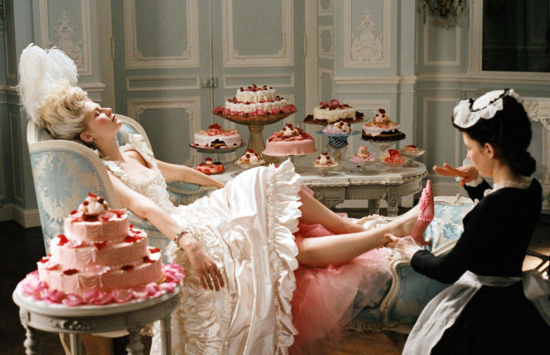 Marie Antoinette said Fact from fiction, President Kennedy told a crowd he was a jelly donut, Napoleon was short, Greek and Roman statues were white, Great Britain stood alone against the Nazis, Ferdinand Magellan was the first person to sail around the world, Vikings wore horns on their helmets, Marie Antoinette said "let them eat cake", Medieval people thought the world was flat, Castles poured boiling oil off their battlements, Gladiator contests were fought to the death, The Taj Mahal’s builders were mutilated, The Aztecs thought Hernan Cortes and the conquistadors were gods, Einstein failed maths at school, Julius Caesar was emperor of Rome, The iron maiden was a medieval torture device, Christopher Columbus discovered America, World War I was the deadliest war in history in its time, The Brothers Grimm wrote many famous fairytales, The Great Wall of China is visible from space, Cleopatra was Egyptian, Rome was one of history’s largest empires, The pyramids were built by slaves, Pirates regularly buried their treasure, Betsy Ross designed the American flag, Captain Cook discovered Australia