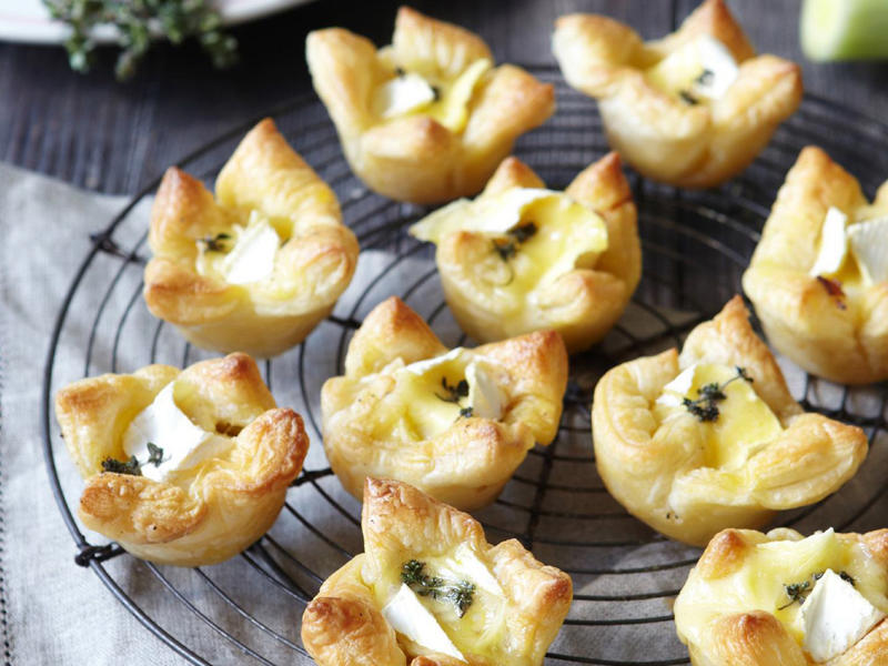 Smarter finger food ideas, How much finger food to serve, Be prepared for impromptu entertaining, Pre-dinner nibbles, What is a fancy finger food called?, Finger food ideas for your next party, Easy spanakopita pies , Chicken lettuce cups with green tahini dressing , Air fryer sausage rolls , Little chicken and leek pies , Air fryer popcorn-coated chicken with honey BBQ sauce , Espresso martini cocktail , Watermelon mocktail with strawberry & mint , Tomato & goat’s cheese pissaladière , Baked brie fondue on the barbecue , Air fryer zucchini balls with lemon yoghurt , How to make a classic mojito , Fried harissa-stuffed green olives , Salt and pepper squid , Bruschetta , Five-ingredient tomato fritters , Beef, haloumi and spinach borek , Roasted garlicky pumpkin and sage pies , Rosé sangria , Air fryer pickle chips with ranch dipping sauce , Spiced paneer and eggplant pakora , Crispy fried pork dumplings , Air fryer chicken nuggets , Arancini with tomato and balsamic sauce , Chocolate and smoked almond ice-cream sandwiches , Strawberry and elderflower mocktail , Spelt blini with hot smoked salmon and crème fraîche , Bread crisps with confit tomatoes , Baked brie with pine nut dukkah , Caramelised leek and brie tartlets , Bacon and cheese arancini , Mulled “wine” mocktail , Passionfruit and pineapple spritzer , Chicken and mango rice paper rolls , Poached eggs and smoked salmon on blini , Feta and spinach stuffed potato balls , Marinated baby bocconcini with prosciutto