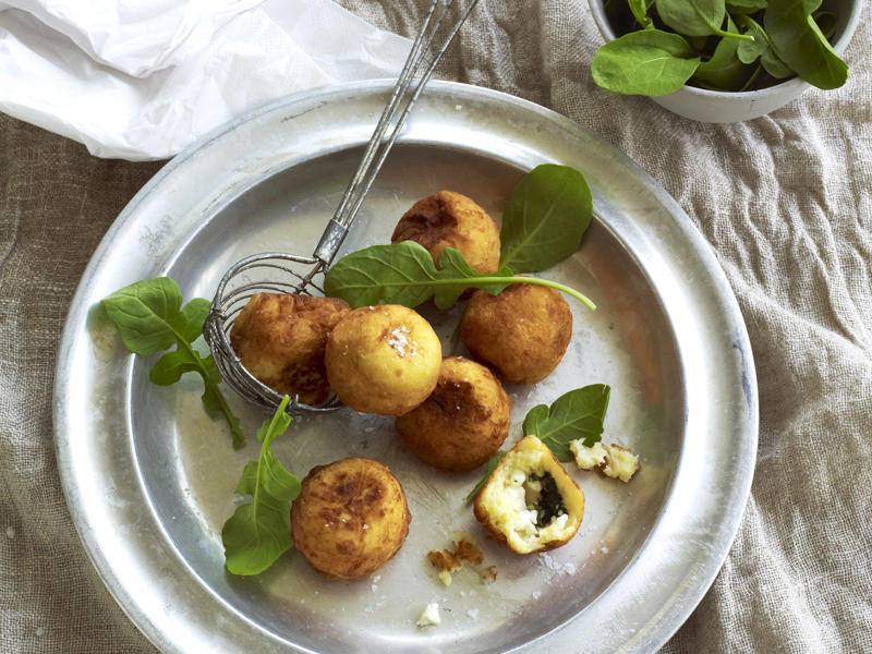 Smarter finger food ideas, How much finger food to serve, Be prepared for impromptu entertaining, Pre-dinner nibbles, What is a fancy finger food called?, Finger food ideas for your next party, Easy spanakopita pies , Chicken lettuce cups with green tahini dressing , Air fryer sausage rolls , Little chicken and leek pies , Air fryer popcorn-coated chicken with honey BBQ sauce , Espresso martini cocktail , Watermelon mocktail with strawberry & mint , Tomato & goat’s cheese pissaladière , Baked brie fondue on the barbecue , Air fryer zucchini balls with lemon yoghurt , How to make a classic mojito , Fried harissa-stuffed green olives , Salt and pepper squid , Bruschetta , Five-ingredient tomato fritters , Beef, haloumi and spinach borek , Roasted garlicky pumpkin and sage pies , Rosé sangria , Air fryer pickle chips with ranch dipping sauce , Spiced paneer and eggplant pakora , Crispy fried pork dumplings , Air fryer chicken nuggets , Arancini with tomato and balsamic sauce , Chocolate and smoked almond ice-cream sandwiches , Strawberry and elderflower mocktail , Spelt blini with hot smoked salmon and crème fraîche , Bread crisps with confit tomatoes , Baked brie with pine nut dukkah , Caramelised leek and brie tartlets , Bacon and cheese arancini , Mulled “wine” mocktail , Passionfruit and pineapple spritzer , Chicken and mango rice paper rolls , Poached eggs and smoked salmon on blini , Feta and spinach stuffed potato balls , Marinated baby bocconcini with prosciutto