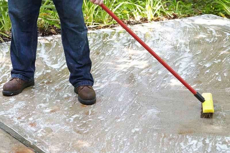 Use a Pump Protector Product, Change Oil Frequently, Properly Prepare for Storage, Add a Hose Extension, Use Only Cleaning Fluids Designed for Pressure Washers, Empty the Soap Dispenser After Each Use, Use a Specific Spraying Technique, Protect the Area Before You Pressure Wash