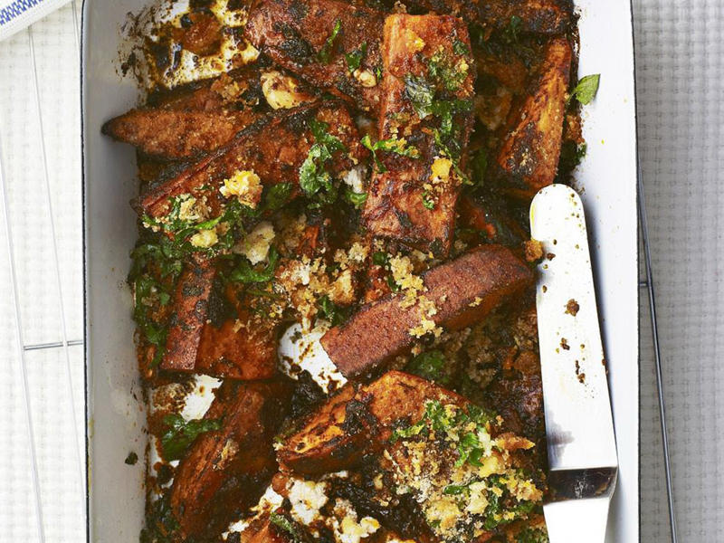 Garlic butter fish and crispy potatoes , One pan layered burrito bowl , Spicy zucchini & ricotta stuffed pasta shells , Eggplant bolognese bake , Chicken and sweet corn bake , Easy one-pan roast chicken breasts with vegies , Zucchini, tomato and ricotta bake , Chicken and sage tray bake , Ricotta and spinach pasta shell bake , Leek, bean and mushroom bake , Moroccan sweet potato bake , Lebanese lamb and potato bake , Tomato, mozzarella and chickpea pan bake , Ricotta and capsicum bake , Mexican chicken tortilla bake , Cheesy cauliflower bake , Pumpkin and ricotta bake , Mexican bake , Spicy sausage pasta bake , Pea and salmon bake , Easy, cheesy potato bake , Lentil and tomato bake , Spicy tuna pasta bake , Pumpkin bake , Snapper and tomato tray bake
