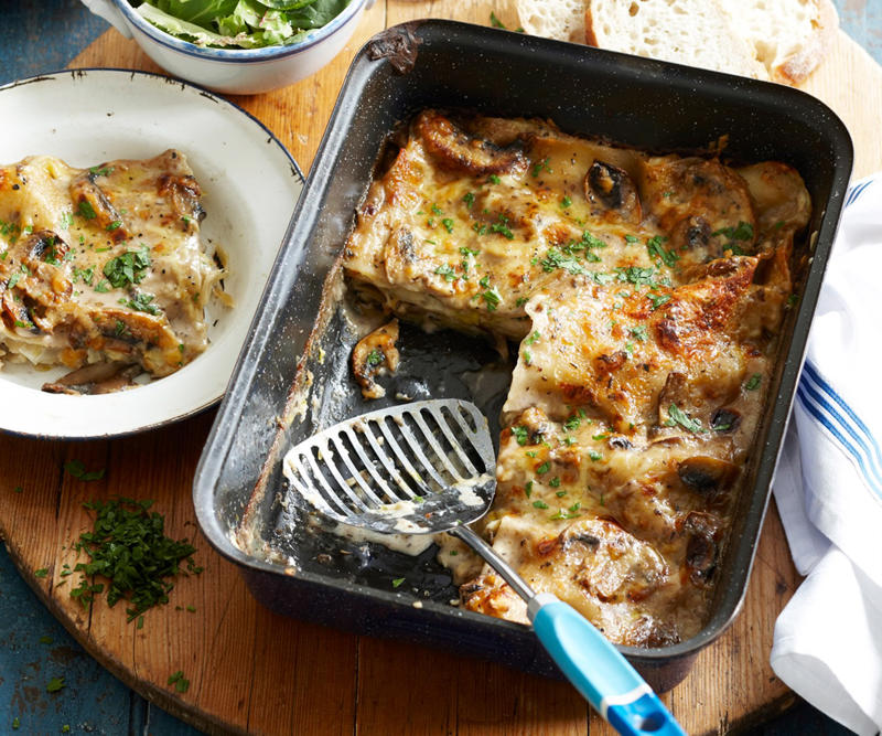 Pumpkin and goat’s cheese lasagne with rocket and pepita , Lentil and kale skillet lasagne , Vegetable lasagne , Char-grilled zucchini and lentil lasagne , Roast pumpkin and spinach lasagne , Cottage cheese lasagne