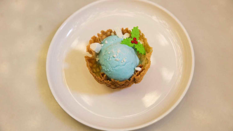 10. Blue Moon Ice Cream Cheese Curds, Fluffernutter, Scrapple, Boiled Peanuts, Stuffed Quahogs, Chocolate Gravy, Green Chile, Pepperoni Rolls, Blue Moon Ice Cream, Clam Chowder, Stuffed Kolaches