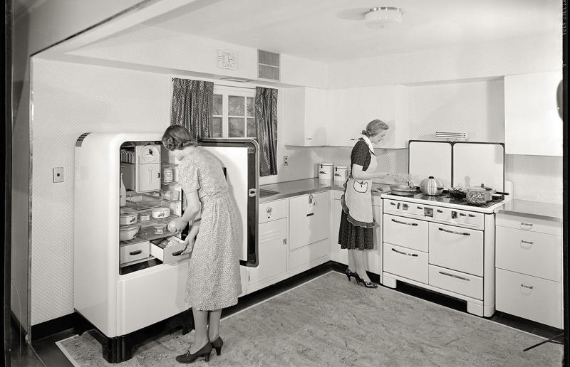 Life at home during the 1940s, The world at war, America enters the conflict, Facing war back home, Rationing and reduction, Back to basics, The average 1940s home?, 1940s kitchens, Inside the food pantry, Old and new technologies, The advent of television, Dining rooms, The 1940s bedroom, Glamorous boudoirs, Murphy beds, Bathrooms in the 1940s, New luxury, Growing their own, Rural migration, Homesteading, Life on the farm, Luxury homes in the 1940s, Stately homes take on new life, Hollywood in the 40s, Privilege and power, In the Governor's mansion, Political exiles, Comfort and hope, The White House restoration, Henry Ford's mansion, The end of World War II, Urban migration, Overcrowded cities, Factory housing, Hard times, Homelessness, Prefab housing, The Lustron House, President Roosevelt’s G.I. Bill, The 1946 housing protest, Housing discrimination, Japanese American internment camps, Out with the old, in with the new, Moving towards mid-century modernism, Mass-produced furniture, Building the suburbs, Welcome to Levittown