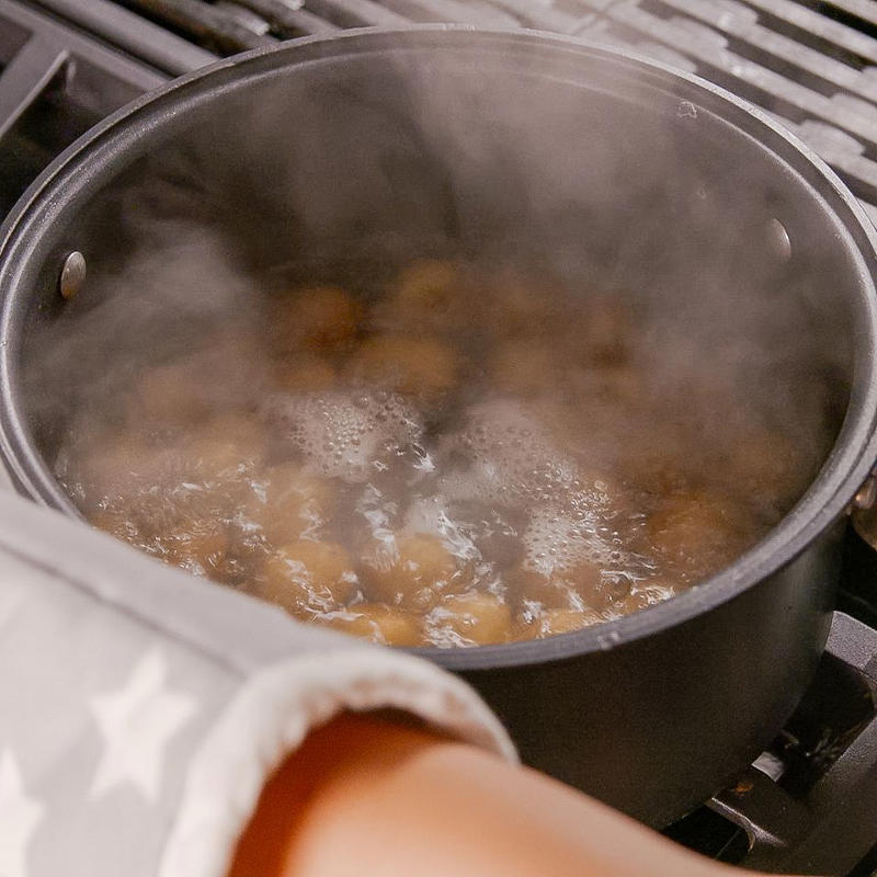 How To Make Smashed Potatoes, Recipe Tips, Serving Smashed Potatoes, Ingredients, Directions, Smashed Potato Variations, Made This?