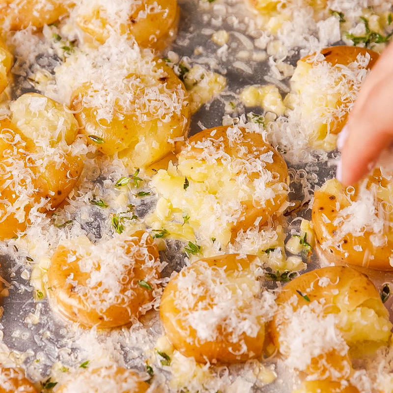 How To Make Smashed Potatoes, Recipe Tips, Serving Smashed Potatoes, Ingredients, Directions, Smashed Potato Variations, Made This?