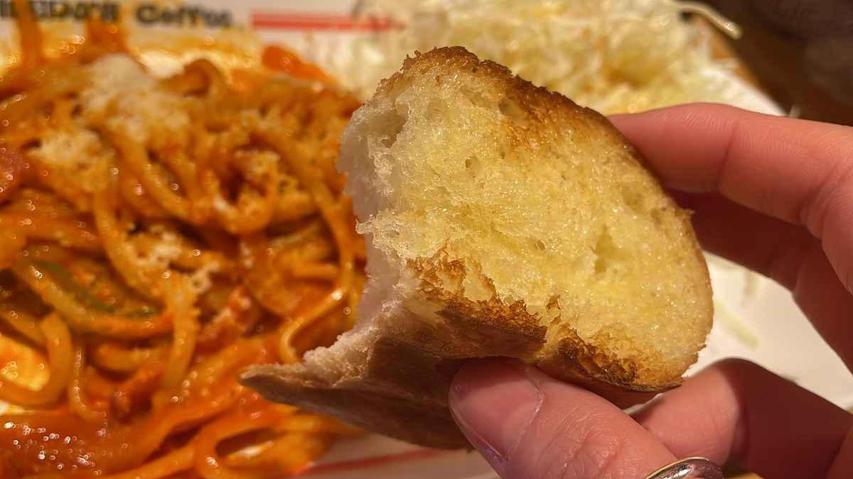 コメダ珈琲店の「スパゲッティ」は、午前11:30以降から注文できる！, 1. 「喫茶店の王道」ナポリタン, 2. 「名古屋名物」あんかけスパ, 3. 「つぶつぶなめらか」めんたいクリーム, 4. 「コクと旨味の本格派」ミートソース, 5. 「旨辛スパイシーカリー」インディアンスパゲッティ, もちもち麺が美味しい！, ケチャップたっぷりで濃厚な美味しさ