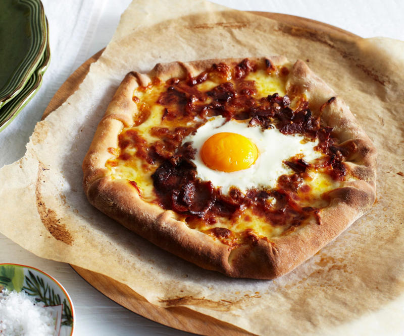 Ingredients, Homemade pizza dough recipe tips, How to tell if the dough is ready, How many pizzas does this dough recipe make?, How to cook homemade pizza in the oven, Can this pizza dough recipe be made ahead?, Pizza recipes to try
