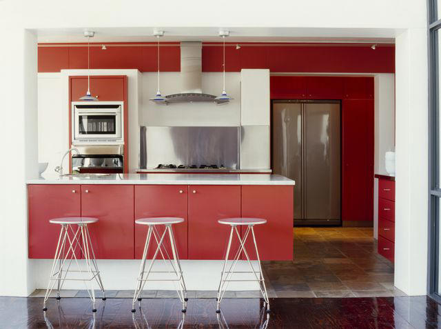 Mint Green, Honey Oak Wood, Country Red, Stark White