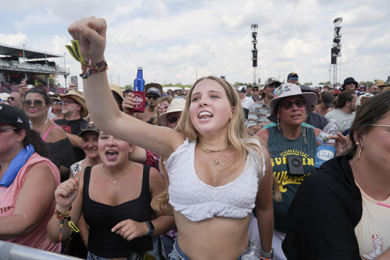 What's new at Bourbon & Beyond and Louder Than Life?, Can I buy a chair pass to Bourbon & Beyond?, What to know about MINT VIP passes, What bands are performing on the seventh stage at Louder Than Life?