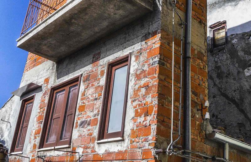Man builds three-foot-wide house to block neighbour’s outlook Surprising real estate spats from around the globe, Homeowner built fence through neighbour's swimming pool, Woman gave house 'circus' makeover after planning complaints, Ruffled residents take action against rowdy roosters, Man builds three-foot-wide house to block neighbour’s outlook, Goalkeeper took chainsaw to neighbour’s garage over obstructed view, Neighbours' tree cut in half over bird mess, Neighbours' tree cut in half over bird poo squabble, Millionaire couple sued by neighbours over supercar headache, Airbnb host riled neighbours with pink emoji paint job, Civil War veteran built skinny house to spite his brother, Vegan sued neighbours over barbecue smells, Neighbour filed noise complaint over rowdy sea lions, Disgruntled man listed part of homeowner's wall for £37k