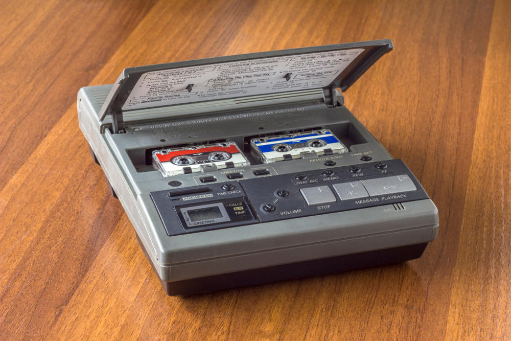 Answering Machines The Times They Are A Changing, Floppy Disks, Pay Phones, Corded Landline Phone, Who's Calling?, Answering Machines, Renting Movies, VHS Tapes, Video Cassette Recorder, Dial-Up Internet, Fax Machine, America Online, Microfiche, Typewriter, TV Guide, Encyclopedias, Cameras With Film, Getting Photos Developed, Full Service Gas Stations, The Importance Of Commercial Breaks, Andreanna Moya Photogra, Flickr
