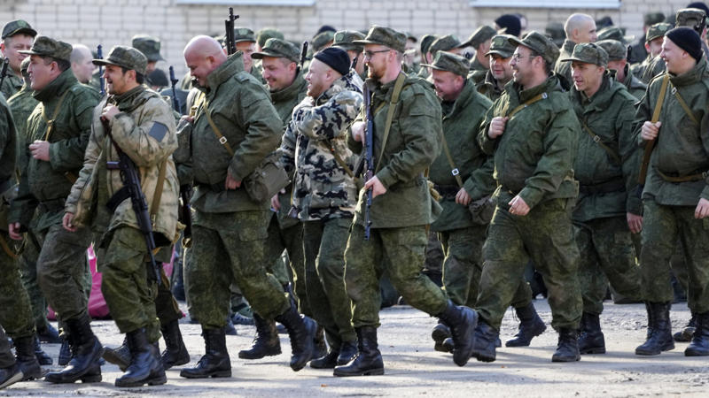 What we know about Moscow’s KIA, Confirming those killed in action, Independent Russian media, Another 2,857 soldiers were added to the list, Analyzing the dead since the war started, Over 160,000 may be dead, The losses could be even higher, A third-party assessment, Breaking down the numbers, Officer deaths have declined, How deaths are confirmed, The standards for additions are high, Comments from the creators, A database as an act of accountability, Russian losses according to Ukraine