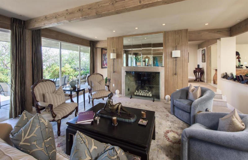 Inside the former homes of entertainment icons, Judy Garland's Bel Air bungalow, Dolores del Rio's bespoke love nest, Frank Sinatra's mid-century modern mansion, Howard Hughes' Spanish Revival mansion, Elizabeth Taylor's Beverly Hills mansion, Marilyn Monroe's would-be forever home, James Dean's Spanish-style hacienda, Lauren Bacall's Manhattan apartment, Cary Grant's romantic Palm Springs hideaway, Yvette Mimieux's Bel Air estate, Audrey Hepburn and Mel Ferrer's Colonial Estate, Marlene Dietrich's Beverly Hills rental, Carmen Miranda's Hollywood home
