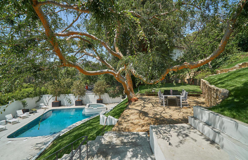 Inside the former homes of entertainment icons, Judy Garland's Bel Air bungalow, Dolores del Rio's bespoke love nest, Frank Sinatra's mid-century modern mansion, Howard Hughes' Spanish Revival mansion, Elizabeth Taylor's Beverly Hills mansion, Marilyn Monroe's would-be forever home, James Dean's Spanish-style hacienda, Lauren Bacall's Manhattan apartment, Cary Grant's romantic Palm Springs hideaway, Yvette Mimieux's Bel Air estate, Audrey Hepburn and Mel Ferrer's Colonial Estate, Marlene Dietrich's Beverly Hills rental, Carmen Miranda's Hollywood home