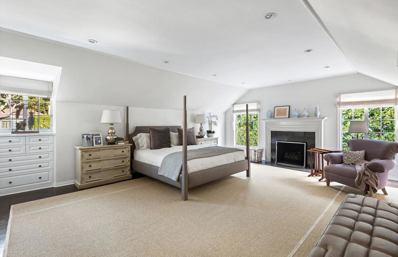 Inside the former homes of entertainment icons, Judy Garland's Bel Air bungalow, Dolores del Rio's bespoke love nest, Frank Sinatra's mid-century modern mansion, Howard Hughes' Spanish Revival mansion, Elizabeth Taylor's Beverly Hills mansion, Marilyn Monroe's would-be forever home, James Dean's Spanish-style hacienda, Lauren Bacall's Manhattan apartment, Cary Grant's romantic Palm Springs hideaway, Yvette Mimieux's Bel Air estate, Audrey Hepburn and Mel Ferrer's Colonial Estate, Marlene Dietrich's Beverly Hills rental, Carmen Miranda's Hollywood home