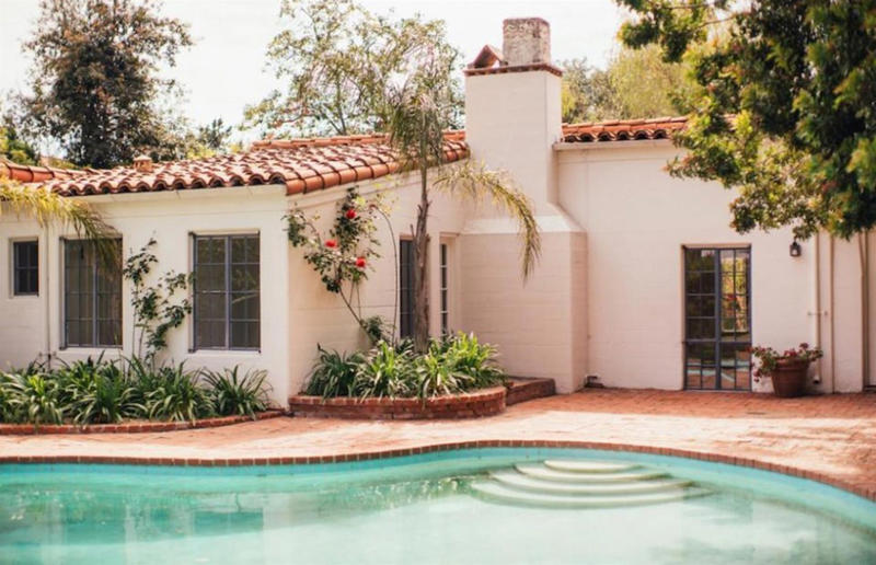 Inside the former homes of entertainment icons, Judy Garland's Bel Air bungalow, Dolores del Rio's bespoke love nest, Frank Sinatra's mid-century modern mansion, Howard Hughes' Spanish Revival mansion, Elizabeth Taylor's Beverly Hills mansion, Marilyn Monroe's would-be forever home, James Dean's Spanish-style hacienda, Lauren Bacall's Manhattan apartment, Cary Grant's romantic Palm Springs hideaway, Yvette Mimieux's Bel Air estate, Audrey Hepburn and Mel Ferrer's Colonial Estate, Marlene Dietrich's Beverly Hills rental, Carmen Miranda's Hollywood home