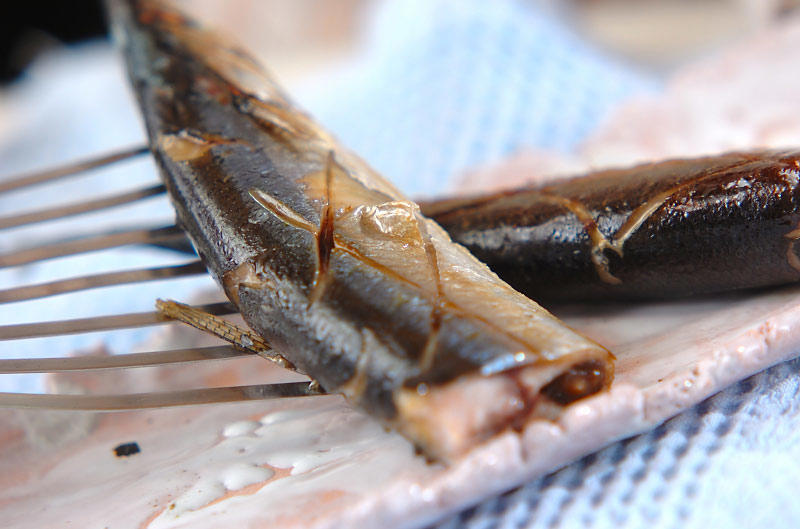 おいしく焼くためのポイント, 皮がくっつかないようにするには？, グリルで簡単！ サバの塩焼き, 切り身でふっくら鯛の塩焼き, 干物のグリル焼き, おいしく焼くためのポイント, くっつき防止の工夫, サバのオイル焼き