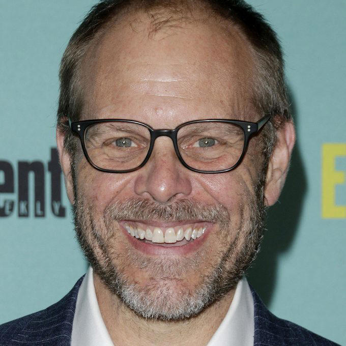 Anthony Bourdain, Alton Brown, Anne Burrell, Paul Hollywood, Duff Goldman, Rachael Ray, Giada De Laurentiis, Guy Fieri, Ina Garten, Bobby Flay, Emeril Lagasse, Gordon Ramsay, Jamie Oliver, Martha Stewart, Mary Berry, Masaharu Morimoto, Michael Symon, Robert Irvine, Wolfgang Puck