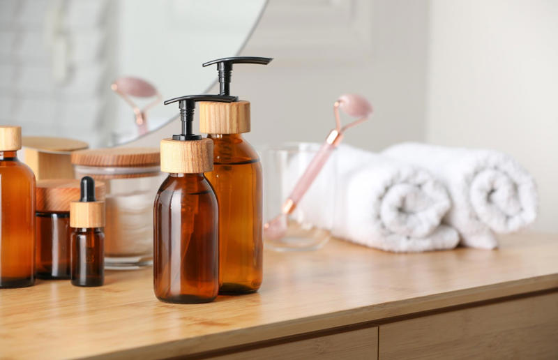 Beauty products Hidden household dangers that could cause your pets harm, Unsecured balconies, Open windows, Blinds and blind cords, Unchecked staircases, Wooden floors, Small gaps behind fitted furniture, Loose electrical cables, Irons and hair straighteners, Children’s toys and small electricals, Loose personal items, Human and pet medication, Plastic shopping bags, Left out food, Dustbins and open binbags, Hot kitchen hobs, Washing machines and tumble dryers, Toilet bowls, Cleaning supplies, Beauty products, Unattended candles, Toxic plants and flowers, Christmas trees and decorations, Entrance doors, Damaged fences or garden boundaries, Pesticides and pest control, Garden alone time, An open garden gate, Swimming pools and ponds, Car maintenance products, Bird-specific advice, What to do in an emergency