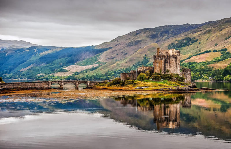 30. Vianden Castle, Luxembourg, 29. Prague Castle, Czechia, 28. Chapultepec Castle, Mexico, 27. Amigo’s Castle, New South Wales, Australia, 26. Amber Fort, India, 25. Larnach Castle, New Zealand, 24. Bodiam Castle, England, UK, 23. Topkapi Palace, Turkey, 22. Rhodes Castle, Greece, 21. Castello di Amorosa, California, USA, 20. Shuri Castle, Okinawa, Japan, 19. Frederiksborg Castle, Denmark, 18. Bran Castle, Romania, 17. Schwerin Castle, Germany, 16. Bojnice Castle, Slovakia, 15. Malbork Castle, Poland, 14. Edinburgh Castle, Scotland, UK, 13. Predjama Castle, Slovenia, 12. Chambord Castle, France, 11. Castello Aragonese, Italy, 10. Eilean Donan, Scotland, UK, 9. Casa Loma, Ontario, Canada, 8. Alcázar of Segovia, Spain, 7. Ksar of Ait-Ben-Haddou, Morocco, 6. Hohenwerfen Castle, Austria, 5. Windsor Castle, England, UK, 4. Trakai Island Castle, Lithuania, 3. Pena Palace, Portugal, 2. Neuschwanstein Castle, Germany