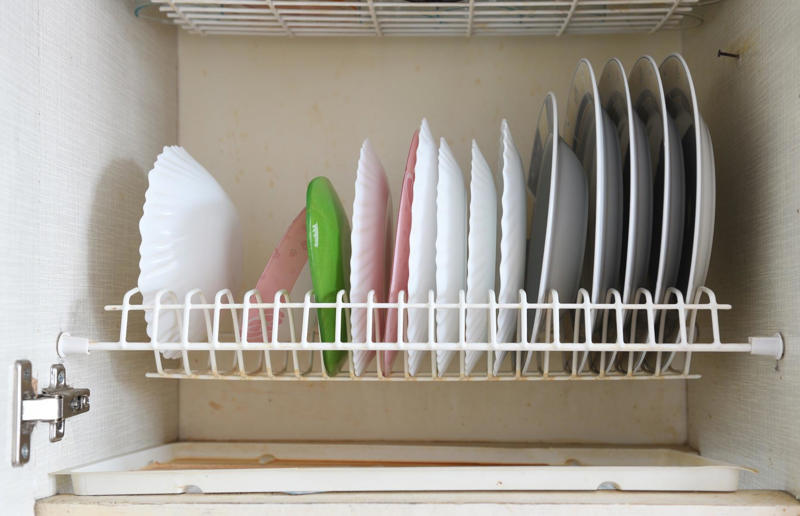 Dish-drying cabinets Blasts from the homeware past, Sunken seating areas, Garden swing seats, Geometric wallpaper, Silk and satin sheets, Sputnik Chandeliers, Heated hostess trolleys, Oversized table lamps, Painted door frames, Plaid decor, Mosaic-inspired patterns, Classic cookery aids, Spinning colanders, Plates on walls, Decorating with stripes, Silent servants, Toile Du Jouy prints, Step-up baths, Chrome furnishings, Bed curtains and canopies, Mid-century stonework, Teasmade, Dark wooden cladding, Transom windows, Window seats, Writing desks, Airing cupboards, Clothes drying racks, Stable doors, Hostess trolleys, TV cabinets, Biscuit tins, Radio alarm clocks, Lazy Susans, Magazine racks, Clotheslines, Doorstep shoe scrapers, Paper towel holders, Dish-drying cabinets, Wicker shopping baskets, Terrific teapots, Cast iron trivets, TV tray tables, Bathtub caddies, Laundry chutes, Modular sofas, Serving hatches