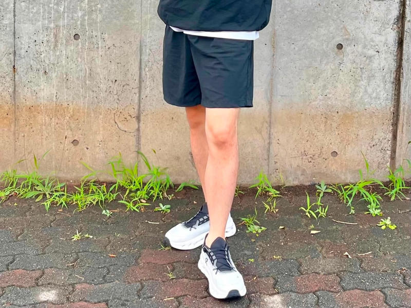 ハーフパンツが集中砲火を浴びる納得の理由, 「よそゆきハーフパンツ」2つの絶対ルール, 露出を相殺する「襟」と「靴」、そして「すきかみそり」, ドラッグストアで買える「すきかみそり」を使う