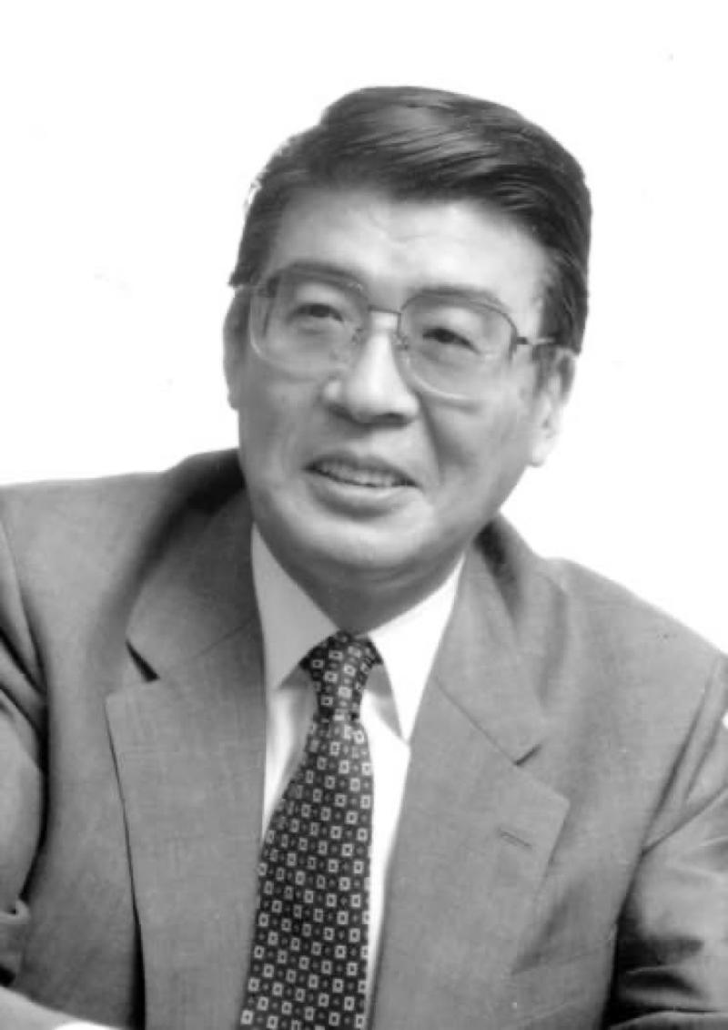 朝焼けの空を切り裂いて大空の彼方へと飛び立つ、美しい打ち上げ, 五代富文さんとフィギュアスケート, ロケット技術者を育んだレンズ, 花が咲いたアップル談義, 先進性、大胆さが牽引した大型ロケット開発