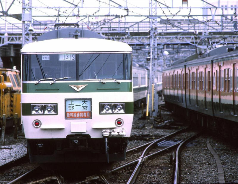 国鉄特急型電車の始祖「こだま型」, 181系「とき」の思い出, 「身近な特急」183系, 全国各地のヘッドマークを追って, 特急を「身近な乗り物」にした電車たち