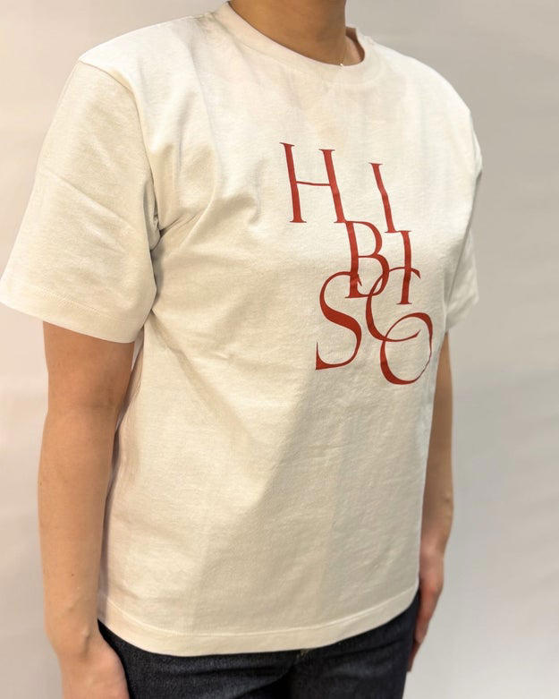 1.「レイクールボーダーキャミセット」、「レイクール ボーダースカート」, 2.「タフコットン プリントTシャツ」, 3.「デニムプリントストレートパンツ」, 4.「撥水バルーンスカート」, 5.「シャーリング総柄ワイドパンツ」, 6.「シーンレス遮熱ブラウス」, 7.「ジョブライト ワイドパンツ」