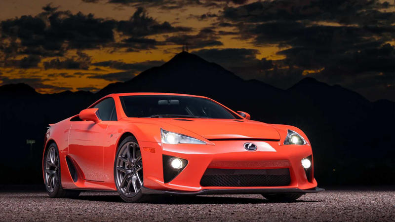             Lexus LFA        ,             Porsche Carrera GT        ,             Dodge Viper        ,             BMW M5 E60        ,             Lamborghini Gallardo        ,             Audi R8 5.2        