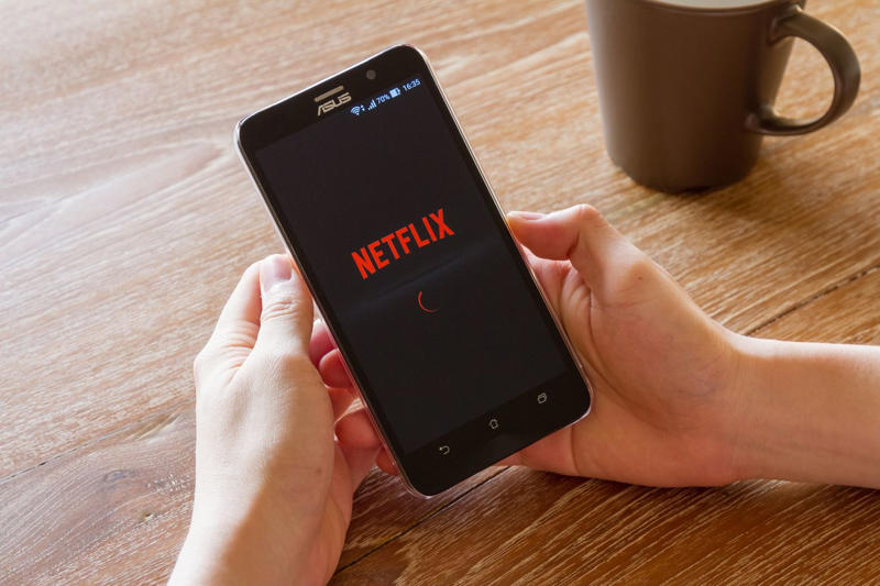 Netflixの熱狂と既視感, 試行錯誤で掘り当てた「金脈」, 平均3秒で離脱する恐怖, データ主義の「シビアな現場」