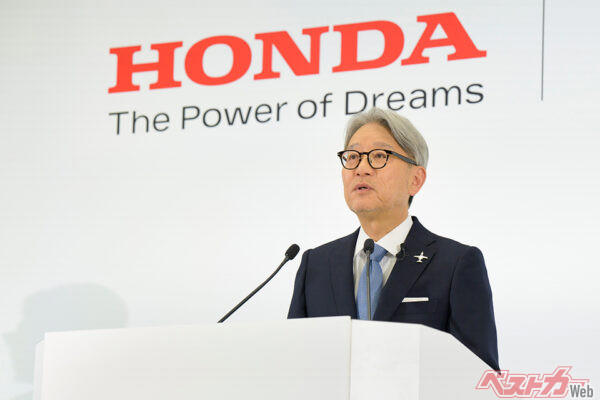 モビリティショーで方針転換を表明すべきだった（桃田健史）, トップで戦えるBEVの技術力などに欠いていた（井元康一郎）, 北米偏重の電動化戦略は経営陣の判断ミス（鈴木直也）, また極端に振れたのか！　というホンダらしさ（松田秀士）, デザイン、商品力、開発スピードなどが問題（山本シンヤ）, 幸い何をしでかそうとホンダは愛されている（西川 淳）, BEV＆FCV全フリを決断できたことが謎（小沢コージ）