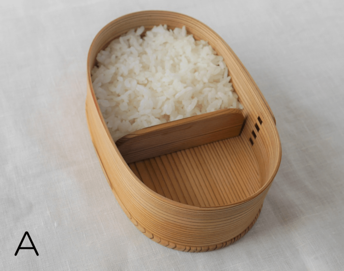 見た目が地味でおいしそうに見えない…そんな悩みには！, 赤、黄、緑のおかずが救世主に！, お弁当箱のスペースを上手に使うコツも必見！, 洗い物を減らすテクニックも！, ごはんの詰め方Aのほうにおかずを詰めてみると…, 【まとめ】ごはんに斜面をつけて詰めるとおかずの存在感が増す！