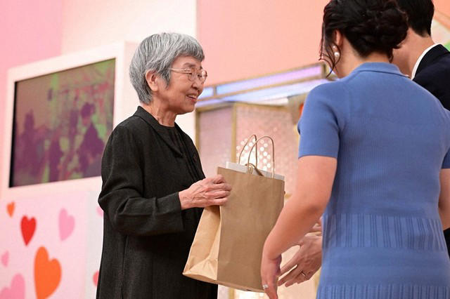 きっかけは、まさかのマチアプ, 互いの過去を知らぬまま運命の再会, 「ドラマ以上！」MCもビックリ, 27年前の写真を再現してプロポーズ, サプライズゲストにスタジオ大興奮, 生まれる前から結ばれていた！
