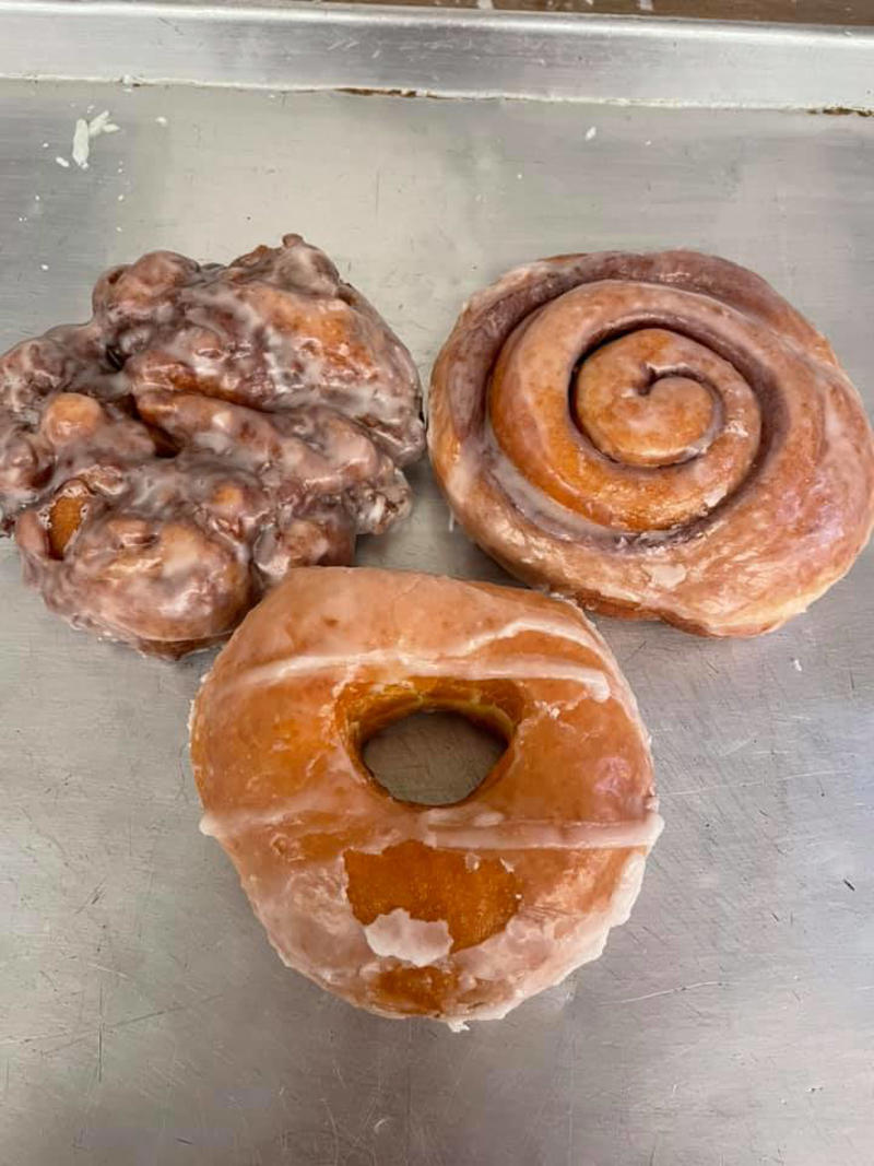 Doughnuts shops in Louisville, Ky., Bamboo Coffee &amp; Donuts, Clifton Donut Shop, Jeff's Donuts, King Donuts, Nord's Bakery, North Lime Coffee &amp; Donuts, Parlor Doughnuts, Plehn's Bakery, Sugar &amp; Spice Donut Shop