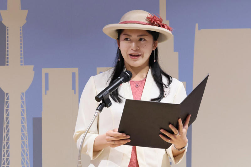 1．そもそも「皇室典範」とは？ なぜいま「改正」するの？, 2．女性皇族が結婚後も皇室に残る。この案が通るとどうなる？ , 3．男系男子を養子に迎える。この案が決まるとどうなる？ , 4．同じ問題に直面した欧州各国が決めたこと────国民投票で「絶対的長子相続制度」を導入したデンマーク , 5．識者はこう見る───お茶の水女子大学客員研究員・鹿内浩胤さん