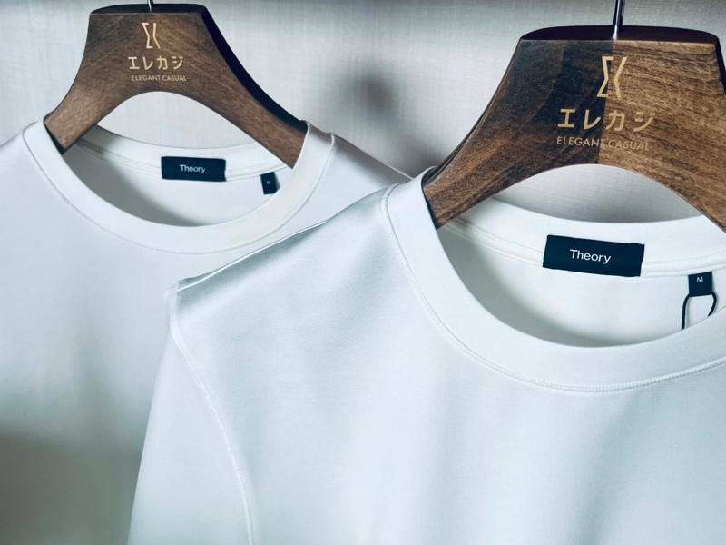 ビジネスシーンに向いていない「ユニクロTシャツの正体」, 一枚で着られるユニクロのビジネスT, ニット編みとは異なるビジネスT, だらしなさを決定づける「着丈の差」という罠