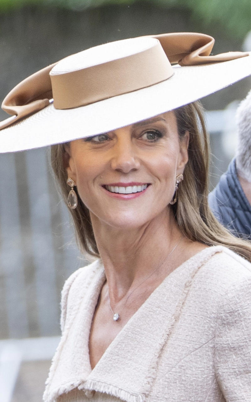 Princess of Wales, Catherine accessorised with earrings by one of her favourite jewellers, Kiki McDonough., King Charles arrived wearing classic morning dress with a cream waistcoat., Viscount Linley, Lady Sarah Chatto, Lavinia Brennan and Jamie Richards, Boden dress