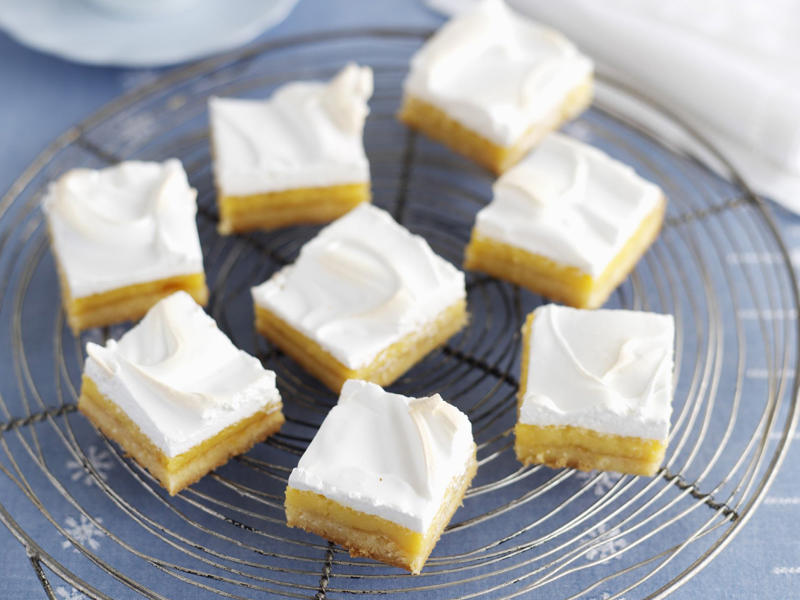 Ingredients, How do you keep meringue pie from going soggy?, What makes lemon meringue pie filling watery?, Want to make a party-friendly version?, More lemon meringue variations