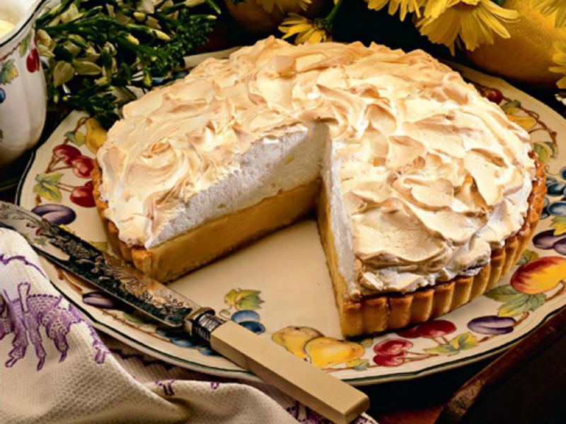 Ingredients, How do you keep meringue pie from going soggy?, What makes lemon meringue pie filling watery?, Want to make a party-friendly version?, More lemon meringue variations