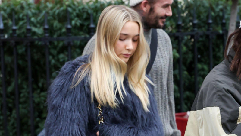 'Your fav blonde', Forging our identity, Psychological risks, Shifting perspective