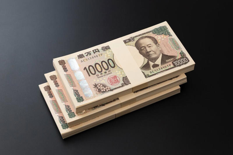 住民税の基本「均等割」と「所得割」とは？その仕組みと違いを解説, 「均等割」は定額、「所得割」は所得連動。住民税の2つの要素, 年金受給者の住民税は「特別徴収」で天引きされる, 年金生活で「住民税非課税世帯」になるには？年収の目安はいくら？, 【横浜市の例】年金収入のみの場合、住民税が非課税になる年収の目安, 75歳以上では約半数「住民税非課税世帯」, 6月に届く住民税納税通知書、確認したい3つのポイント, 住民税の仕組みを理解してシニアライフの家計管理に活かす