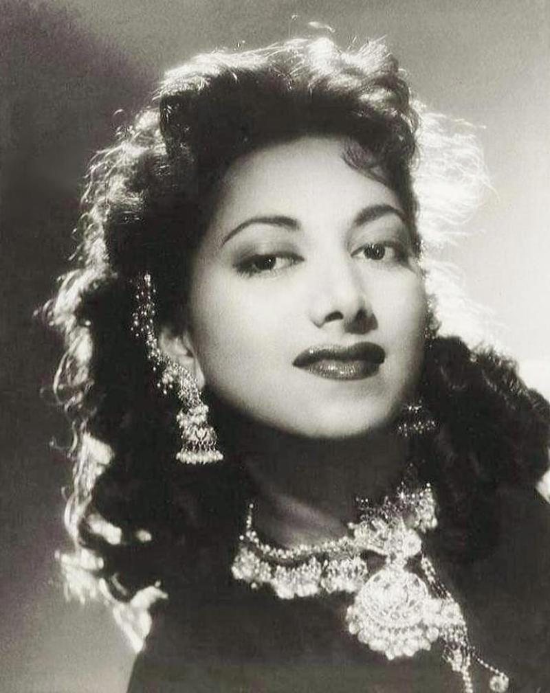 In the late 1940s, Suraiya was already one of the biggest names in Indian cinema. She was not only a successful actress but also a hugely popular singer whose fame often eclipsed that of her male co-stars. Dev Anand, on the other hand, was still finding his footing in the industry. (File Photo)