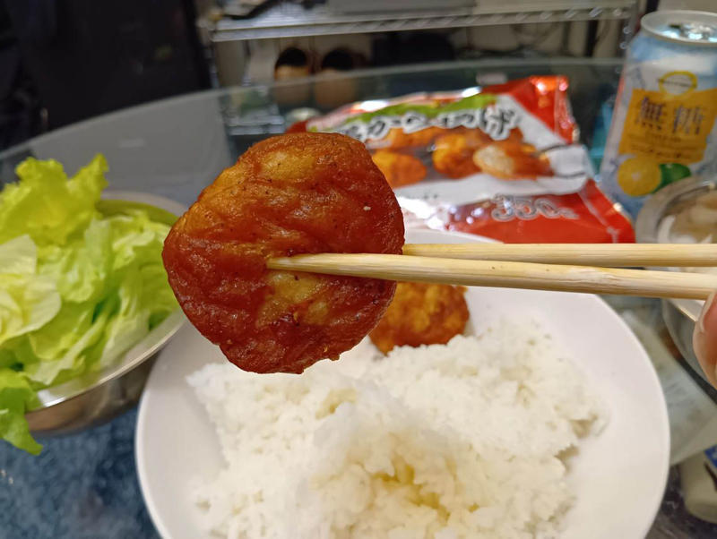 酷評のベストプライス。本当にマズイのか徹底検証, ☆1.6「早ゆでスパゲッティ」筆者の正直な感想, パスタソースと絡めて食べてみる, ☆2.0「若鶏から揚げ」筆者の正直な感想, リニューアルされて高評価も増えている, ☆2.4「キーマカレー」筆者の正直な感想, 番外編　☆1.2「ロールキャベツ」筆者の正直な感想, なぜか口コミと乖離する私の感想