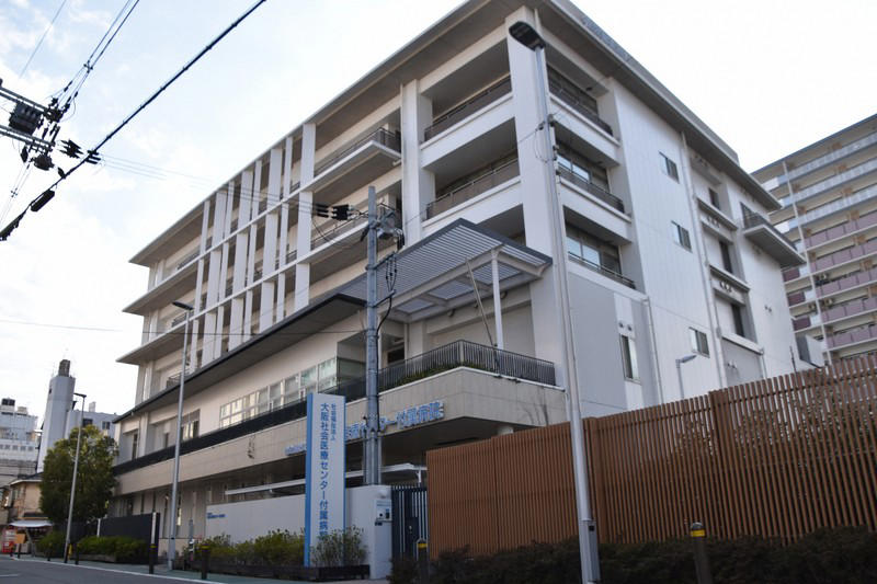 大阪社会医療センター付属病院=大阪市西成区で2026年3月19日午後3時39分、高良駿輔撮影 預金高が1億円を超えた「あいりん銀行」。利用者が集まる「あいりん銀行」の窓口=大阪市西成区の市立愛隣会館で1969年(昭和44年)11月12日, 大阪社会医療センター付属病院=大阪市西成区で2026年3月19日午後3時39分、高良駿輔撮影, 預金高が1億円を超えた「あいりん銀行」。利用者が集まる「あいりん銀行」の窓口=大阪市西成区の市立愛隣会館で1969年(昭和44年)11月12日, 大阪社会医療センター付属病院=大阪市西成区で2026年3月19日午後3時38分、高良駿輔撮影, 大阪市の担当者に要望を伝えるありむら潜さん=大阪市北区で2026年3月5日午前10時2分、高良駿輔撮影, 預金高が1億円を超えた「あいりん銀行」。利用者が集まる「あいりん銀行」の窓口=大阪市西成区の市立愛隣会館で1969年(昭和44年)11月12日, 大阪社会医療センター付属病院=大阪市西成区で2026年3月19日午後3時38分、高良駿輔撮影