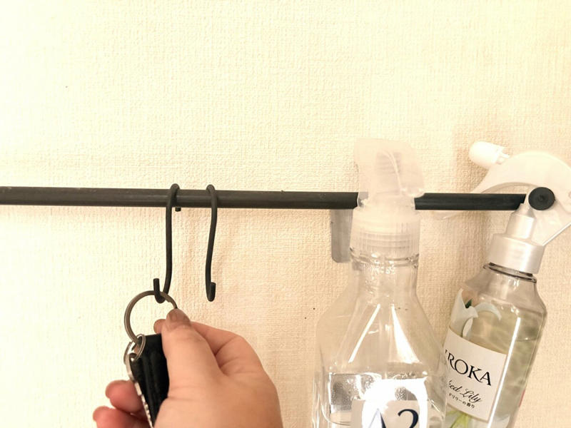 1：フックにかける収納, 2：引き出しや棚の中を細かく仕切る, 3：出し入れしにくい収納グッズを使う, 「定位置に戻す」ことがラクな家にする