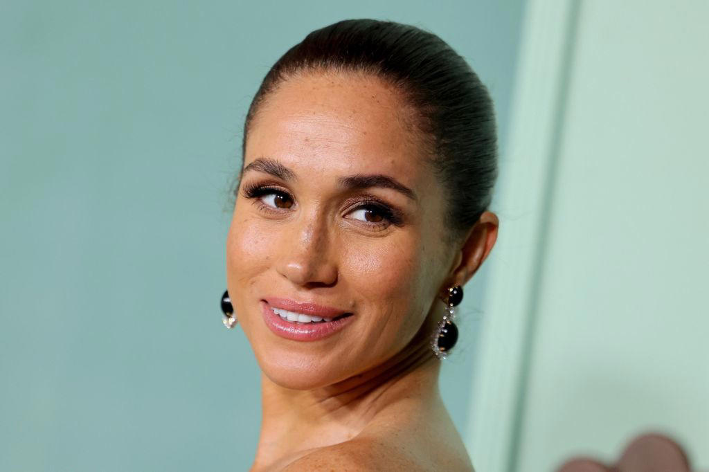 Why It Matters, What the Post Got Right, How the Photo Was Presented in Harry & Meghan, Analysis, Other Issues With Harry & Meghan