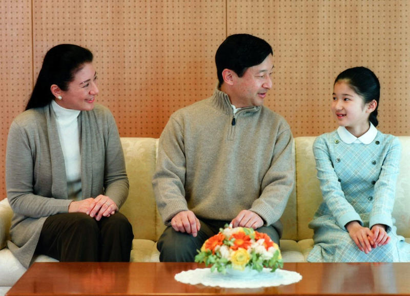 増える愛子さまファンの女性たち, 天皇ご一家の絶妙な連携プレー, 紀子さまは美智子さまをお手本に, 幼少期から雅子さまを気遣う愛子さま, 愛子さまを守る雅子さまの覚悟, 愛子さまが悠仁さまを気遣う場面も